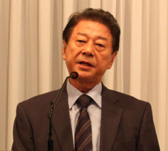 ������ �߱��� �ѹݵ� ���� �ݴ��Ѵ�