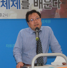 ����������, ����ť��ȭ���¾�Ʒ��� �� ..