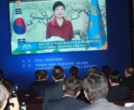 �Ӵ���� ���� ������ ���ڿ� �������� ..