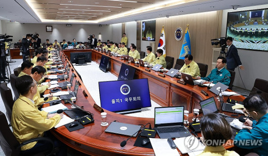 찴     κ..