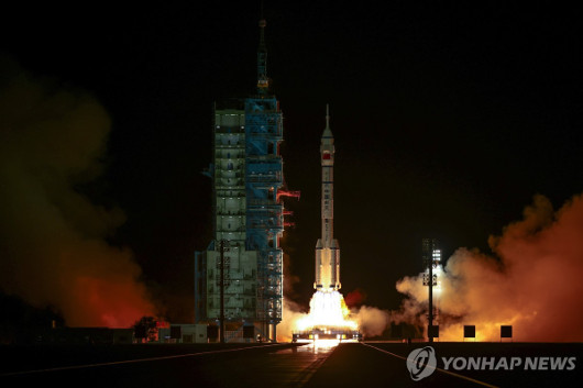 ¹Ì±¹, Áß±¹¡¤·¯½Ã¾Æ Á¤ÂûÀ§¼º ¸·À» ¿ìÁÖ ..