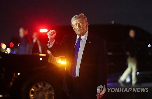 Æ®·³ÇÁ, ÇÑÁßÀϵî 5°³±¹ °Å¸íÇϸç È£¸£¹«ÁîÇØÇù ±ºÇÔÆÄ°ß ¿ä..