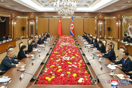 ñé¿ÕÀÌ "¼ÒÅ롤°íÀ§±Þ±³·ù °È"¡¦ÝÁÃÖ¼±Èñ "¾ç±¹..