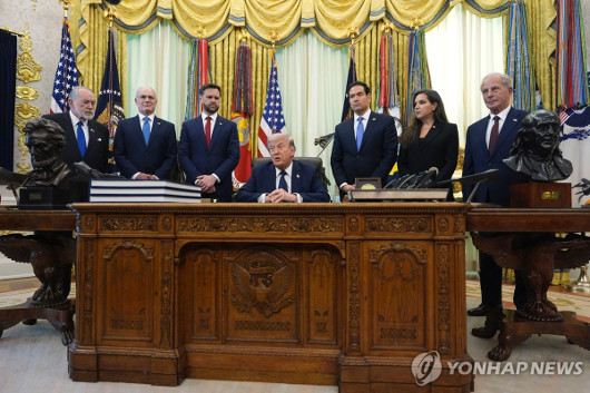 Ʈ���� "�̽���-���ٳ� ���� 3�� ����"���̶���..